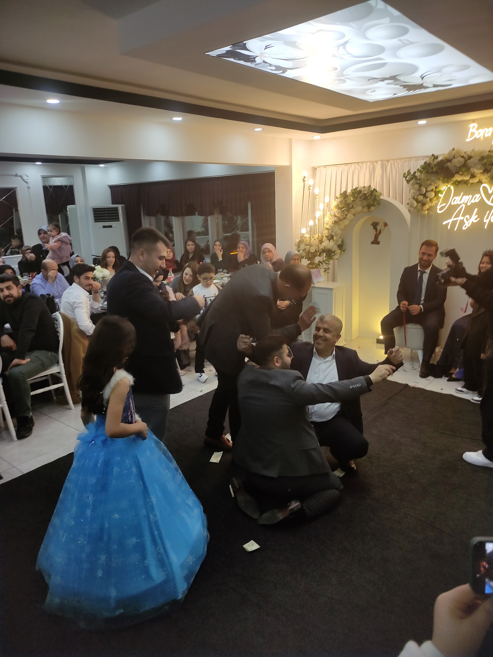Bora Parti Ve Balo Salonu — Merkez, Kırşehir kır düğünü mekanı görsel 1