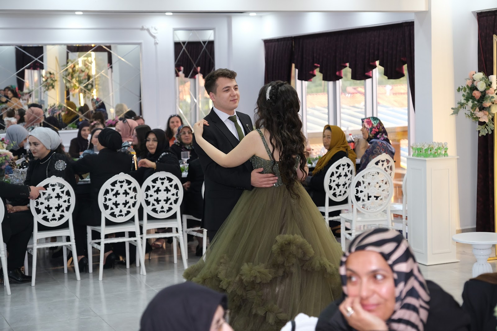 Bora Parti Ve Balo Salonu — Merkez, Kırşehir kır düğünü mekanı görsel 2