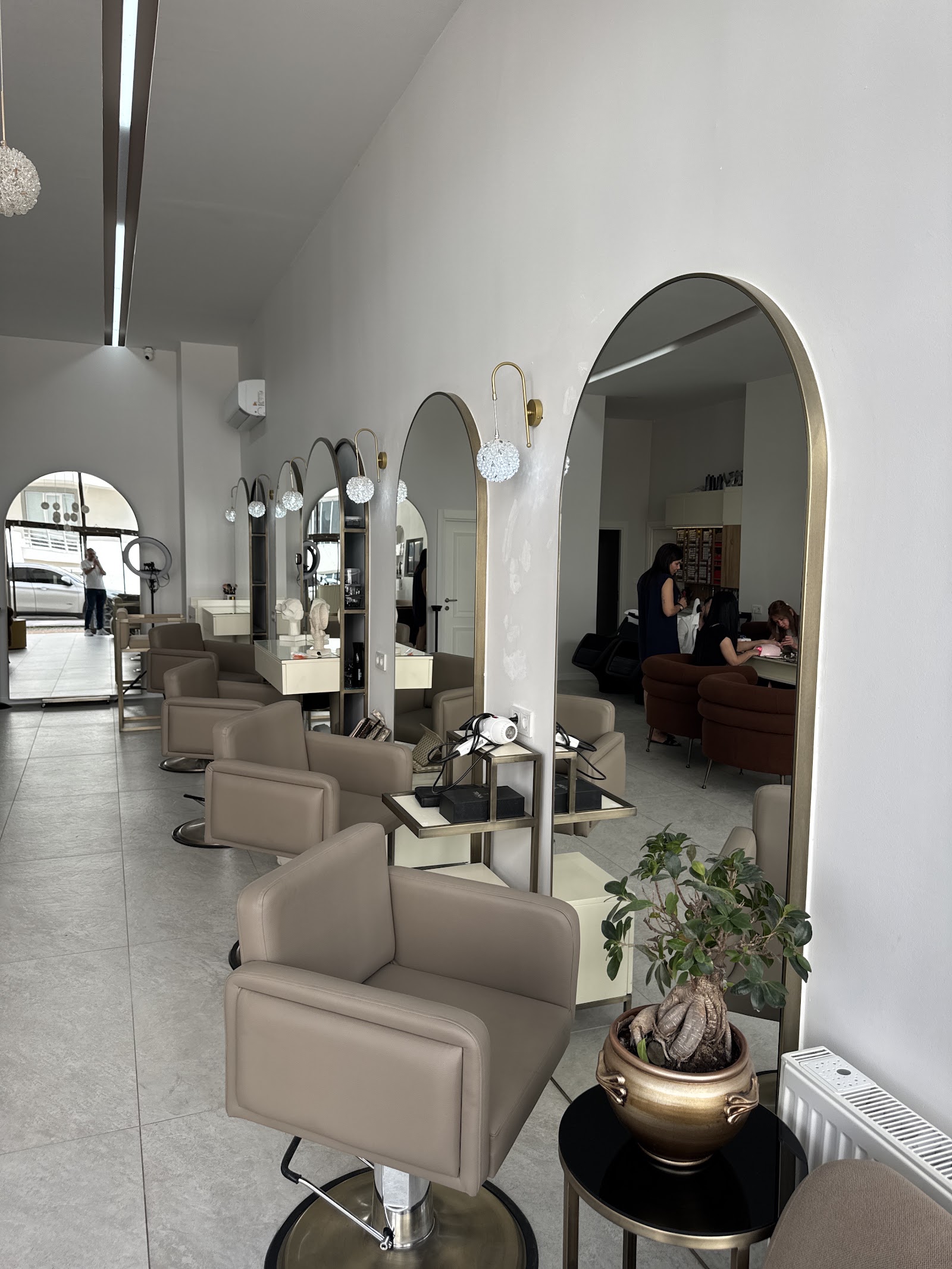 Eda Make Up Studio