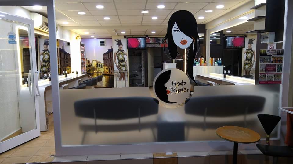 Moda Bayan Kuaförü